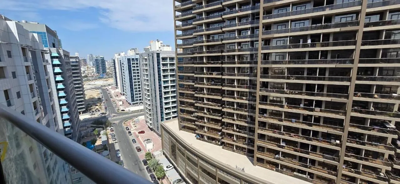 Phineek Exquisite Luxury Studio Uniestate Sports City Dubai Apartamento